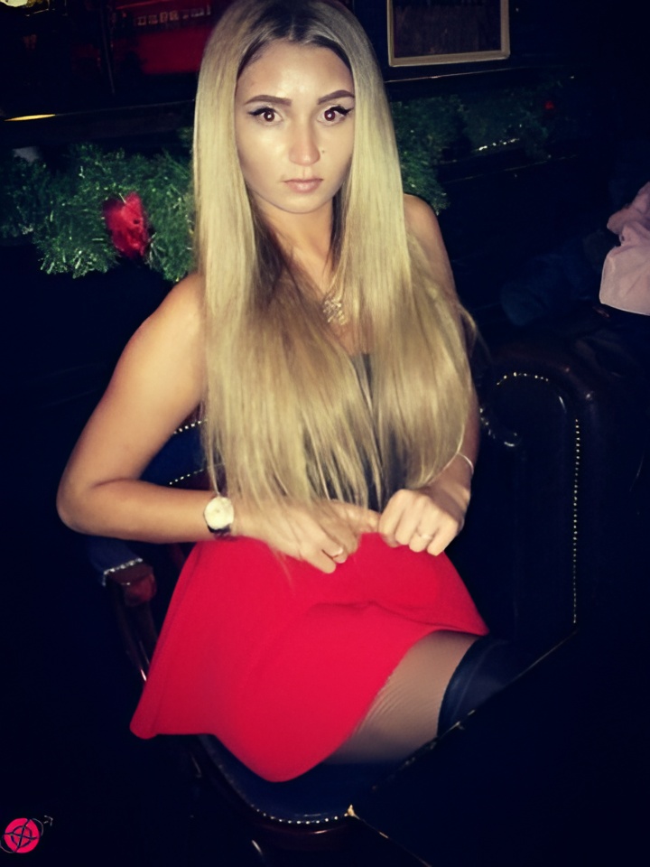 Юлия привлекальеная девушка из Саракташ цена от 3000 руб