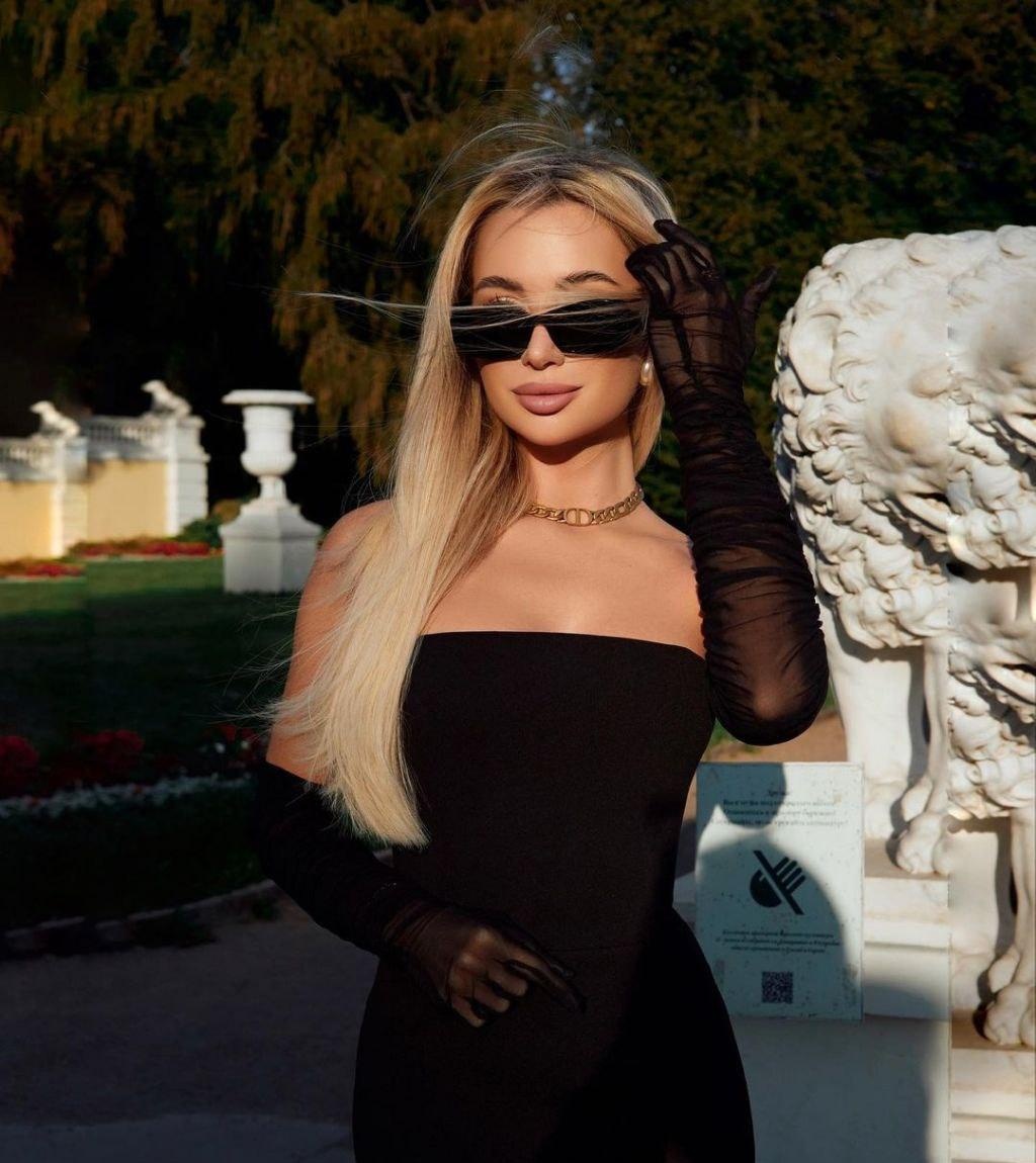 Юлия привлекальеная девушка из Саракташ цена от 4000 руб