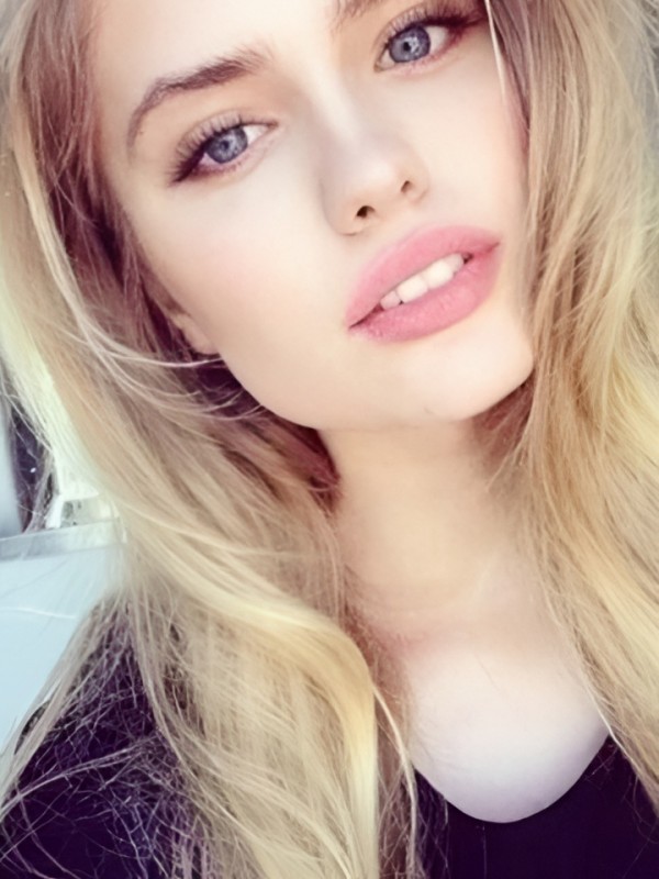 Кристина привлекательная девушка из Саракташ цена от 10000 руб