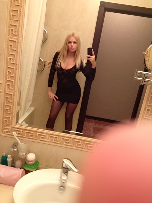 Лариса привлекательная девушка из Саракташ цена от 2000 руб